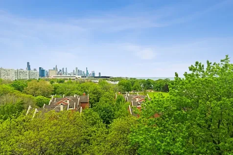 601 East 32nd Street Chicago IL 60616