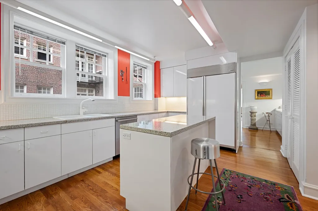 219 East Lake Shore Drive Chicago IL 60611