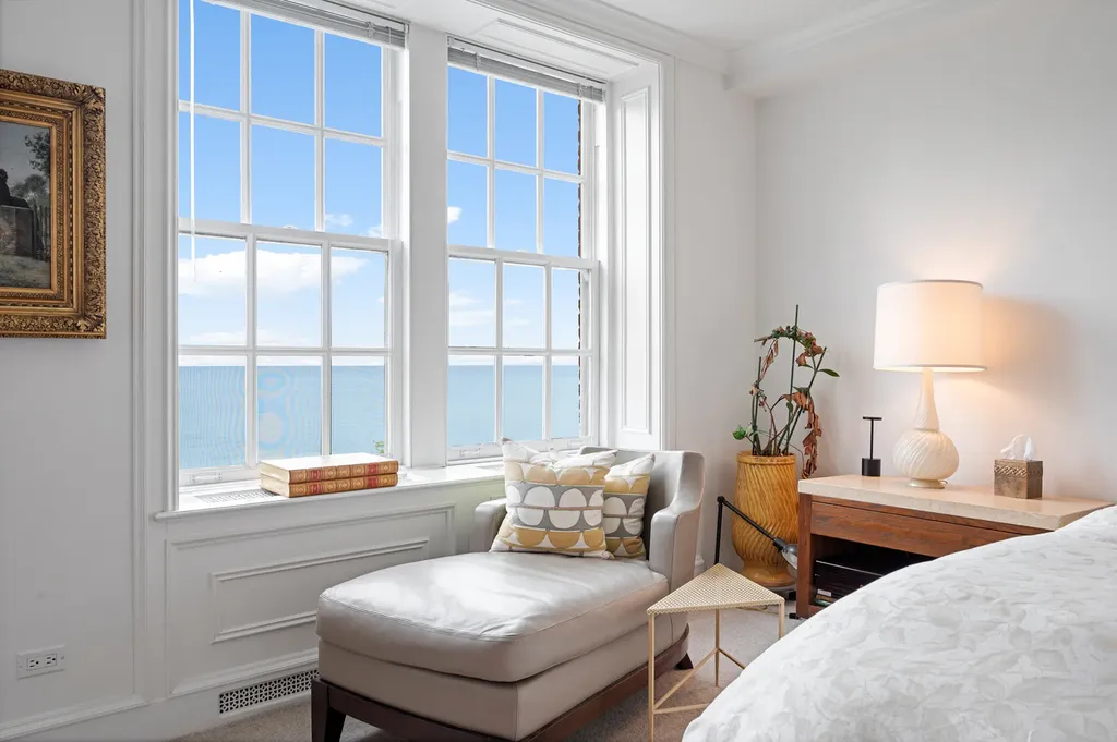 219 East Lake Shore Drive Chicago IL 60611