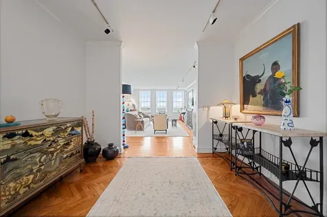 219 East Lake Shore Drive Chicago IL 60611