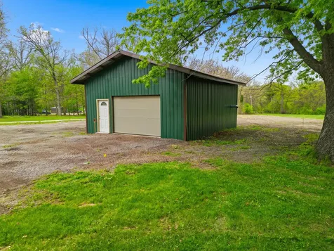 4924 North Wendorf Road Monroe Center IL 61052
