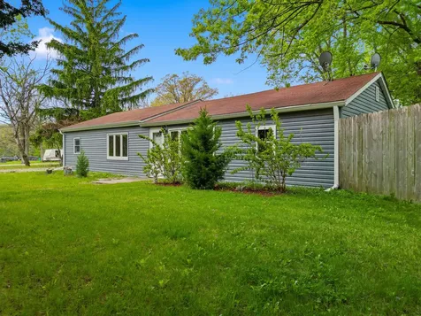 4924 North Wendorf Road Monroe Center IL 61052