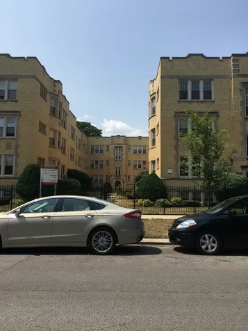 5054 North Wolcott Avenue Chicago IL 60640