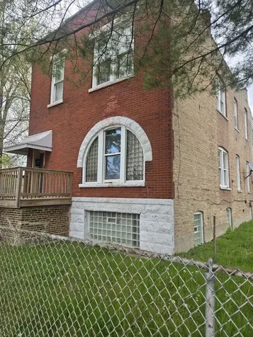 339 North Central Park Avenue Chicago IL 60624