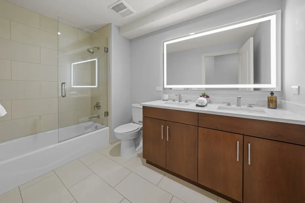 850 North Lake Shore Drive Chicago IL 60611