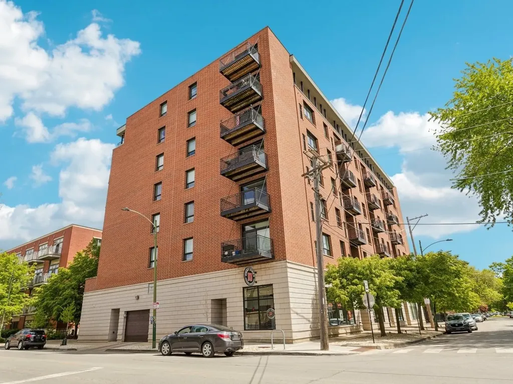 974 West 35th Place Chicago IL 60609
