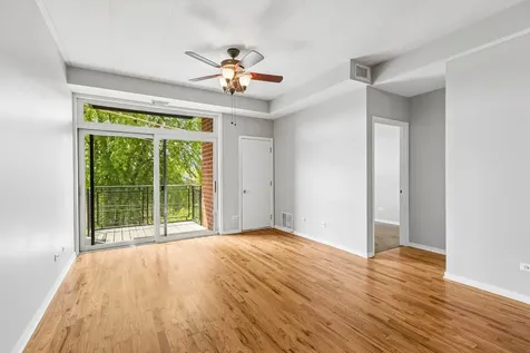 974 West 35th Place Chicago IL 60609