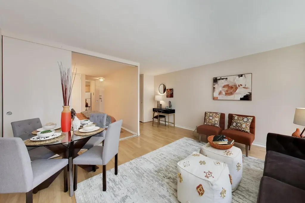 2400 North Lakeview Avenue Chicago IL 60614