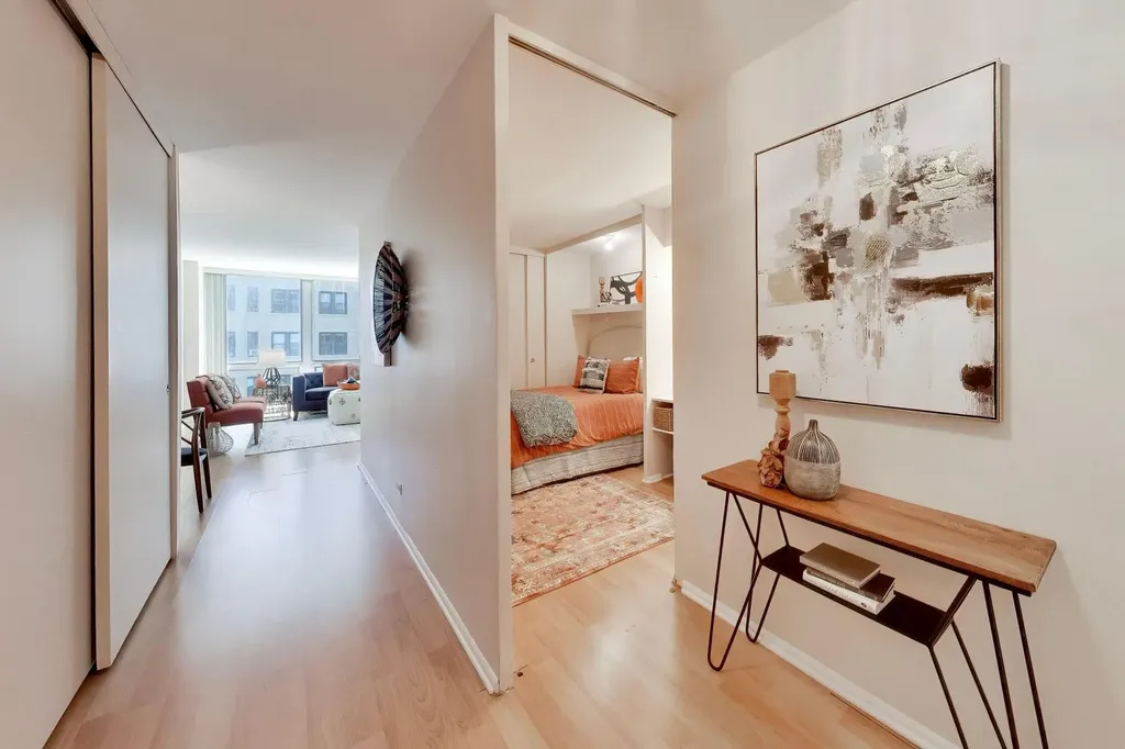 2400 North Lakeview Avenue Chicago IL 60614