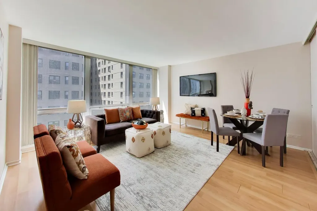 2400 North Lakeview Avenue Chicago IL 60614