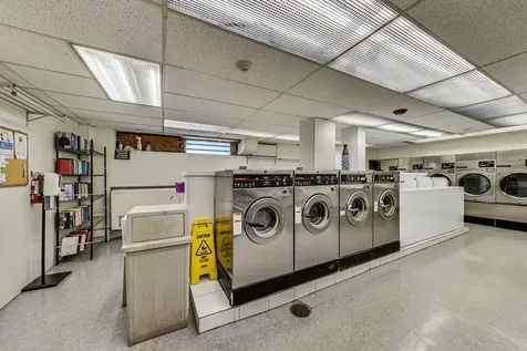 2400 North Lakeview Avenue Chicago IL 60614