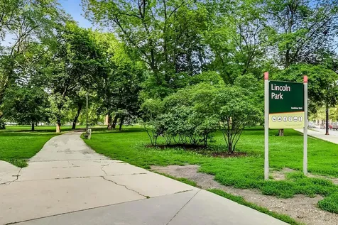 2400 North Lakeview Avenue Chicago IL 60614