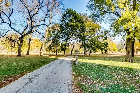 2400 North Lakeview Avenue Chicago IL 60614