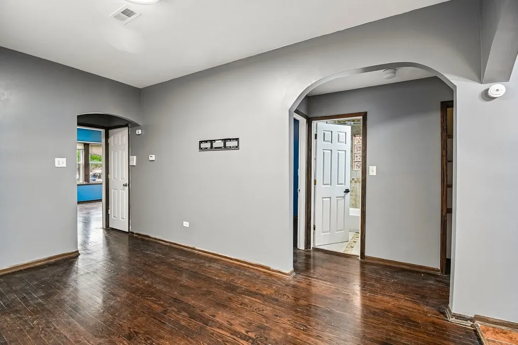 1653 North Mason Avenue Chicago IL 60639