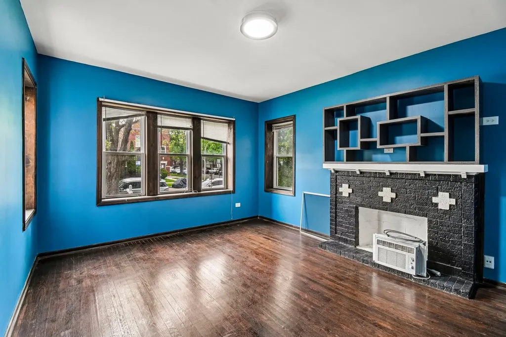 1653 North Mason Avenue Chicago IL 60639
