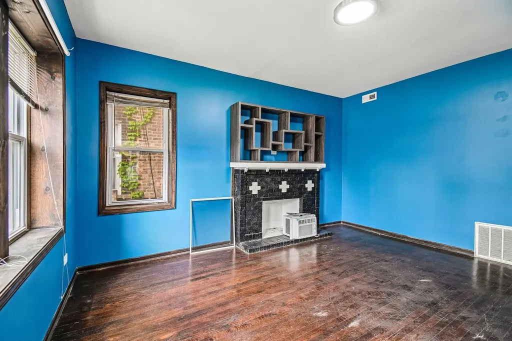 1653 North Mason Avenue Chicago IL 60639