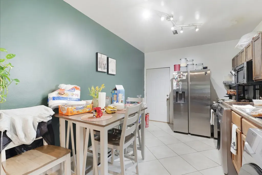 1653 North Mason Avenue Chicago IL 60639