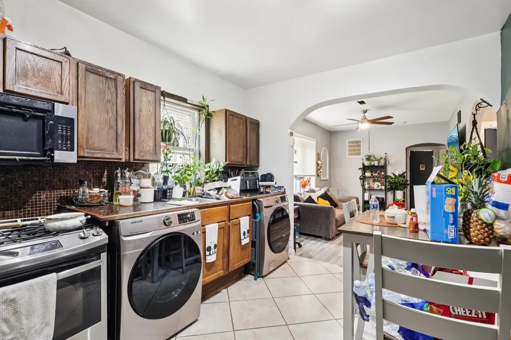 1653 North Mason Avenue Chicago IL 60639