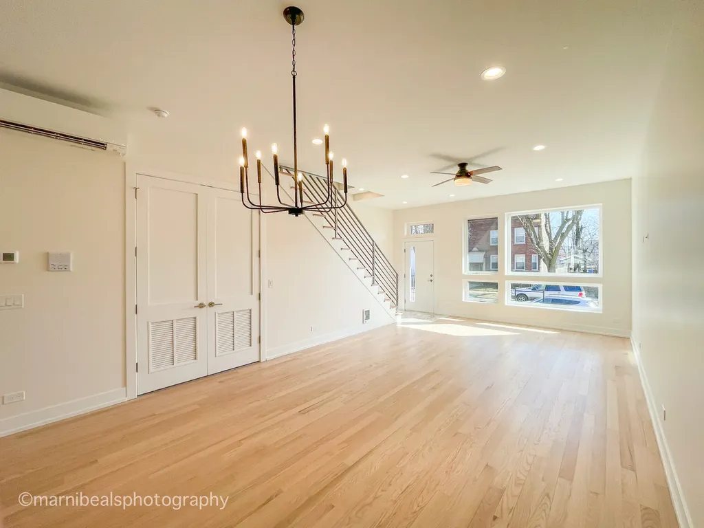 6320 South Champlain Avenue Chicago IL 60637