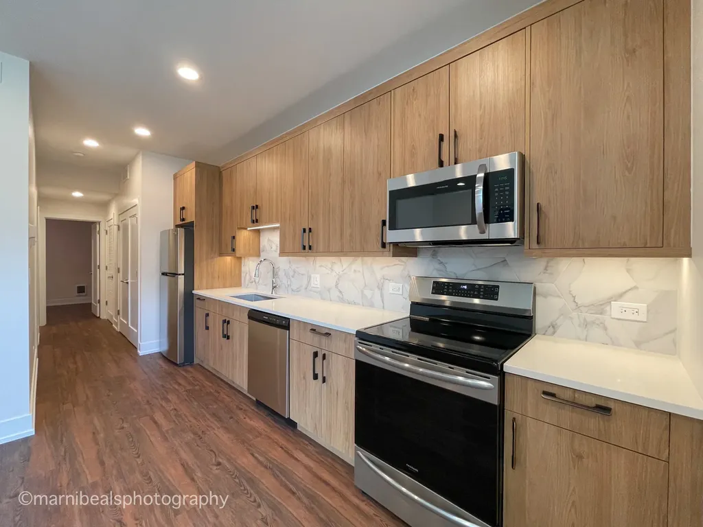 6320 South Champlain Avenue Chicago IL 60637