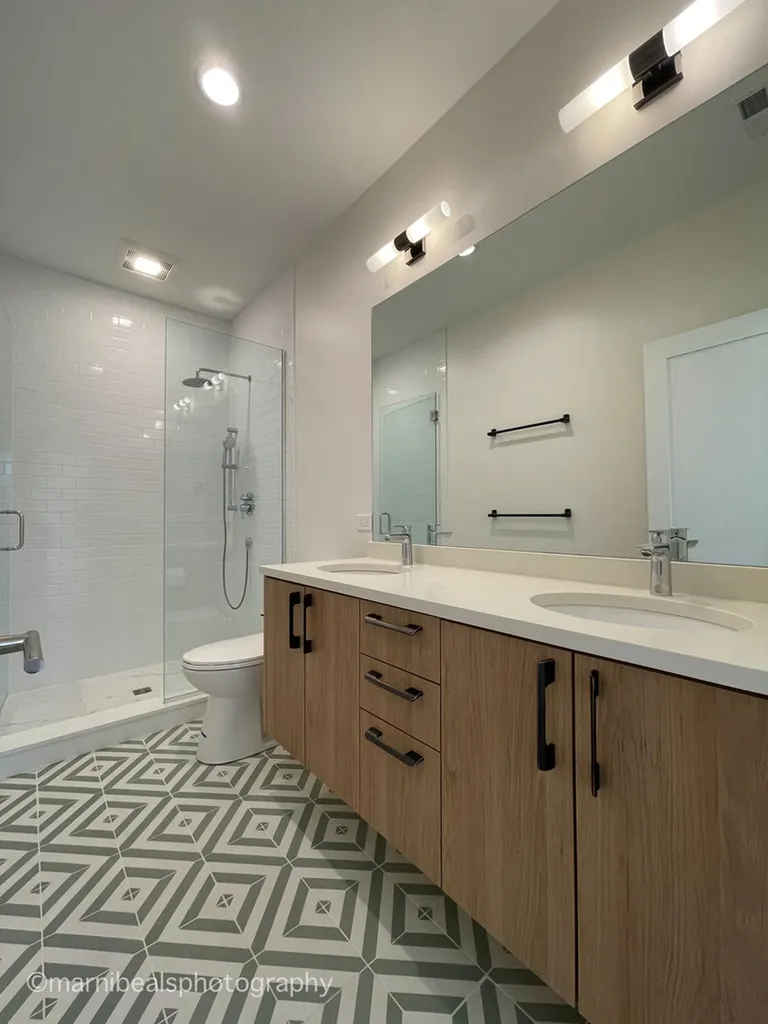 6320 South Champlain Avenue Chicago IL 60637