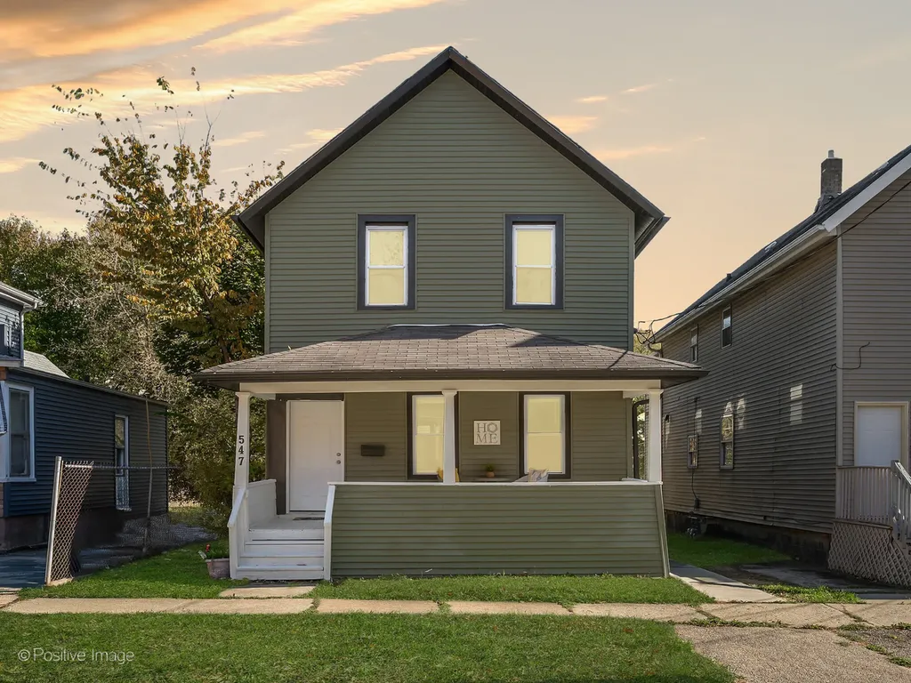 547 South Martin Luther King Jr Avenue Waukegan IL 60085