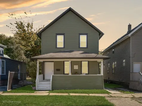 547 South Martin Luther King Jr Avenue Waukegan IL 60085