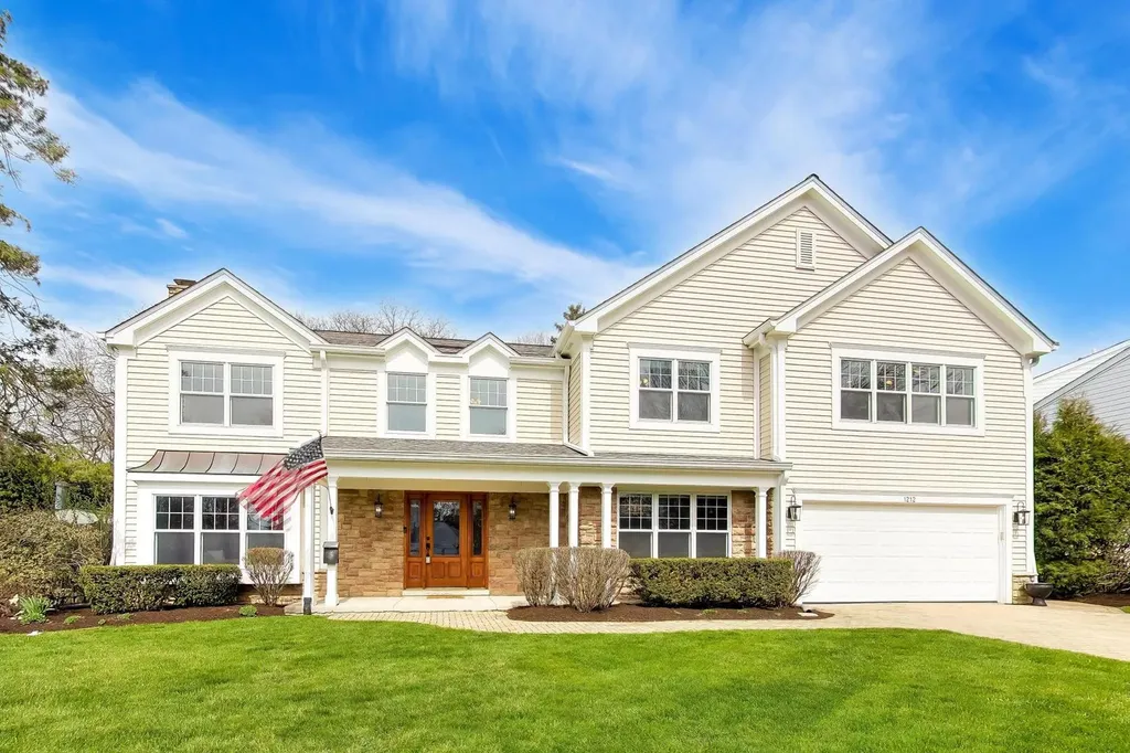 1212 West Clarendon Road Arlington Heights IL 60004