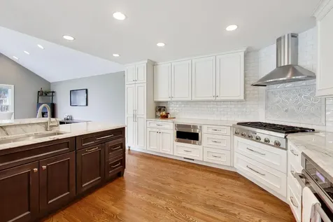1212 West Clarendon Road Arlington Heights IL 60004