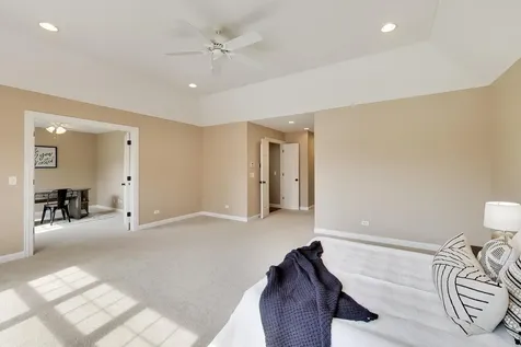1212 West Clarendon Road Arlington Heights IL 60004