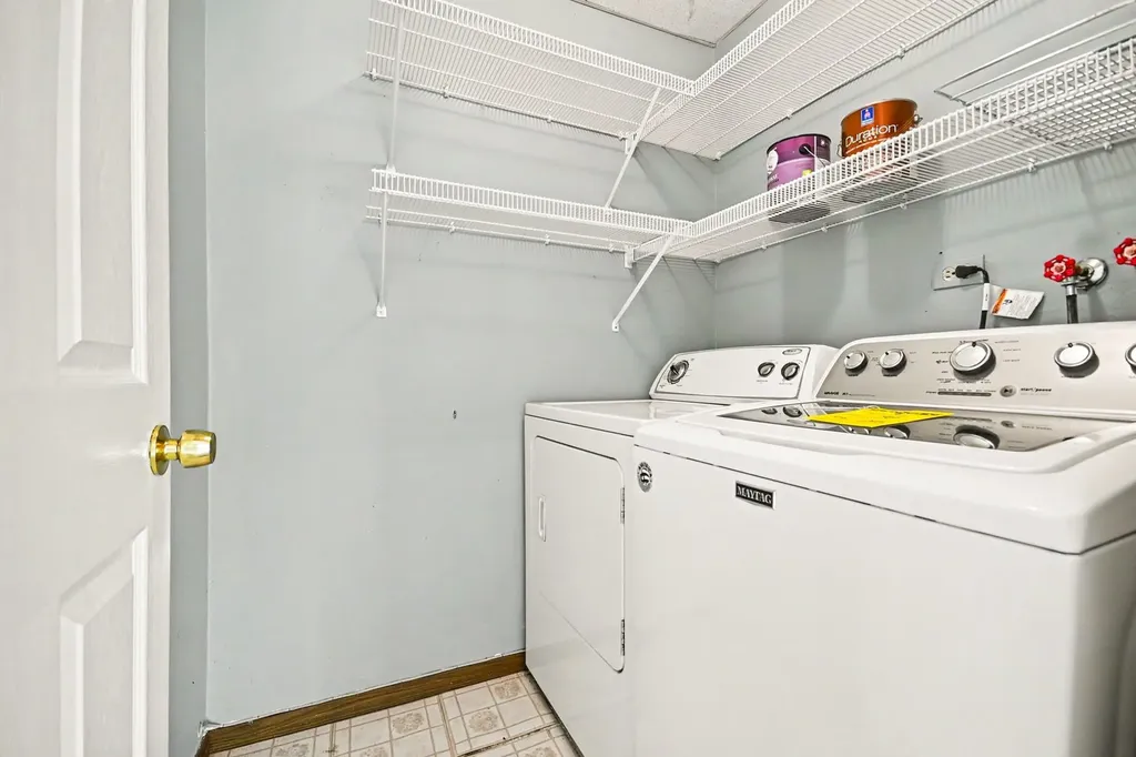 7 Oriole Court Woodridge IL 60517