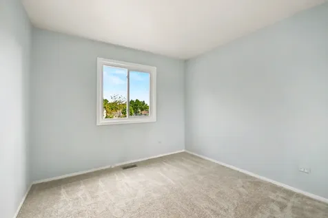 7 Oriole Court Woodridge IL 60517