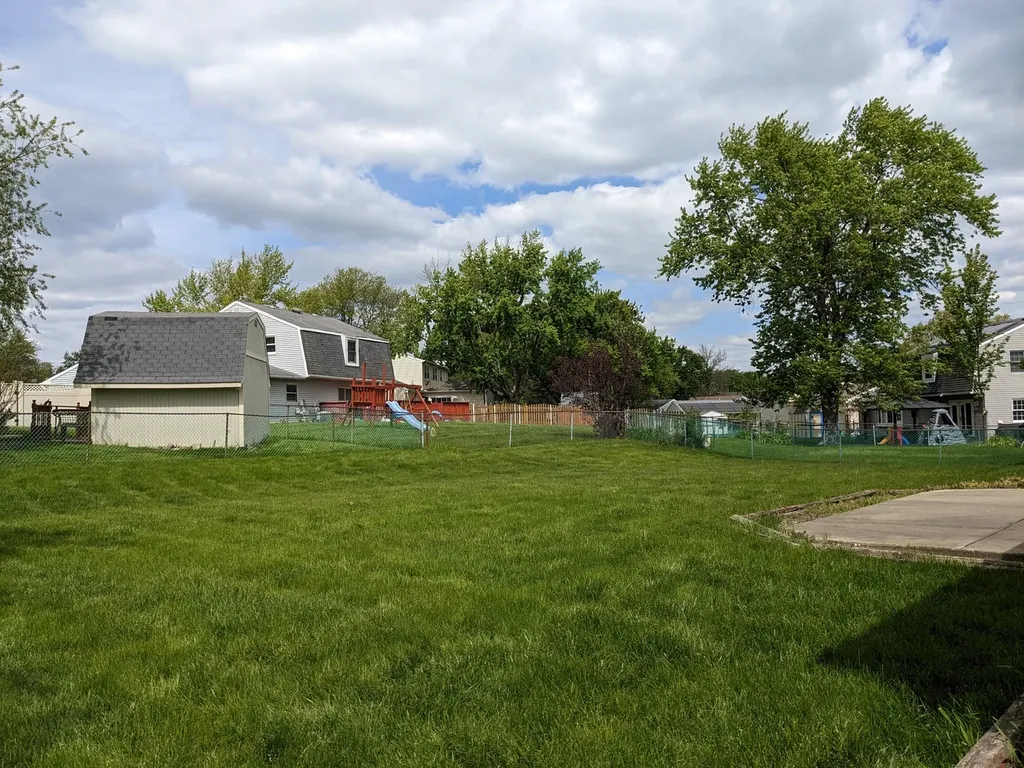 508 Bristol Lane Schaumburg IL 60194