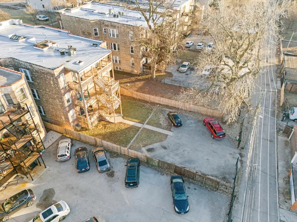 5618 South Prairie Avenue Chicago IL 60637