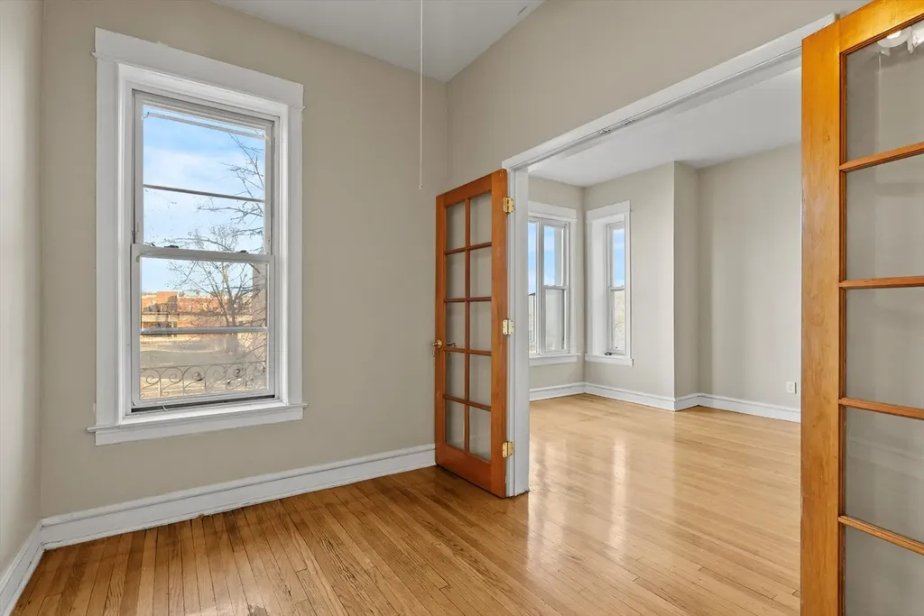 5618 South Prairie Avenue Chicago IL 60637