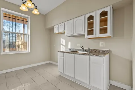 5618 South Prairie Avenue Chicago IL 60637