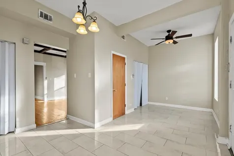 5618 South Prairie Avenue Chicago IL 60637