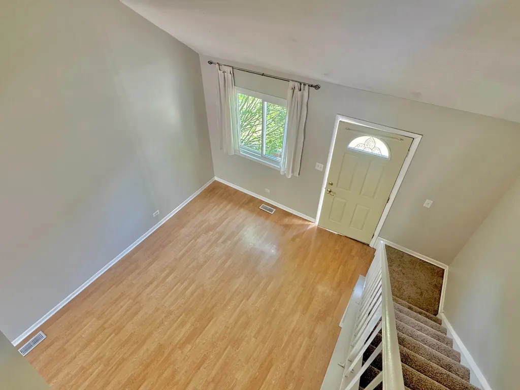 3302 Acorn Court Aurora IL 60504