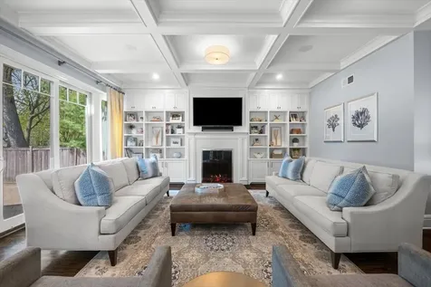 1482 Edgewood Lane Winnetka IL 60093