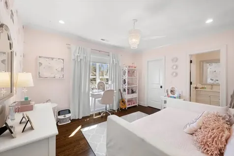 1482 Edgewood Lane Winnetka IL 60093