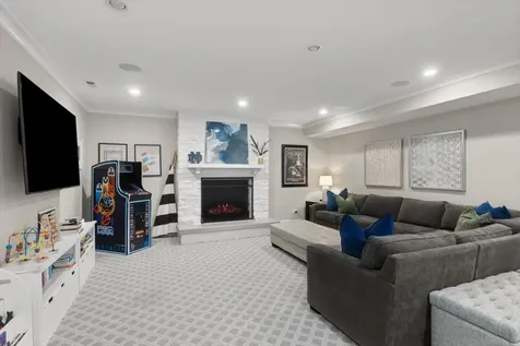 1482 Edgewood Lane Winnetka IL 60093