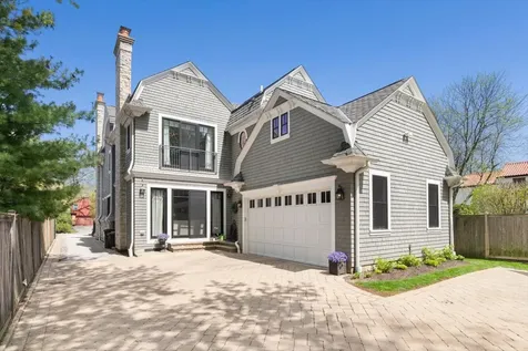 1482 Edgewood Lane Winnetka IL 60093