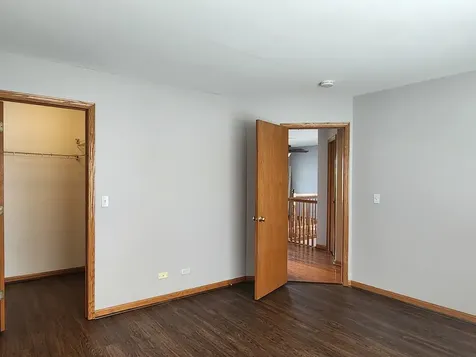 2263 North Arapahoe Trail Round Lake Heights IL 60073