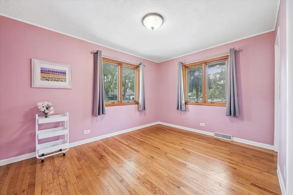 118 South Beverly Street Wheaton IL 60187