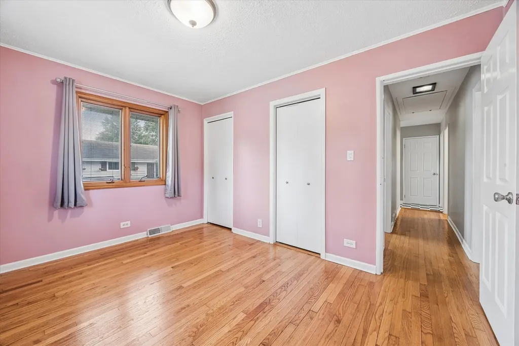 118 South Beverly Street Wheaton IL 60187