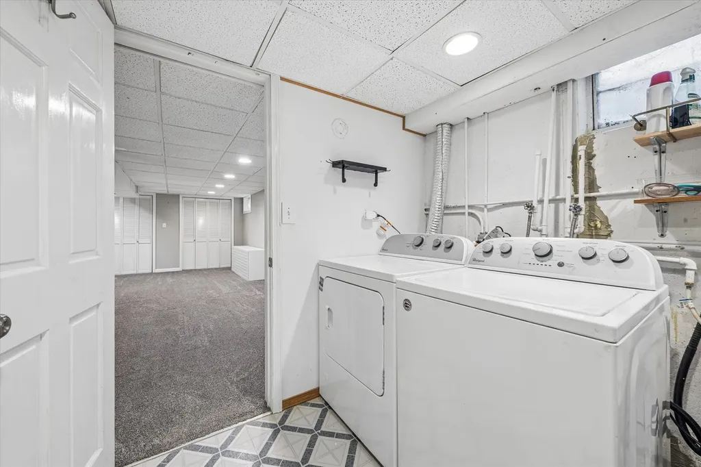 118 South Beverly Street Wheaton IL 60187