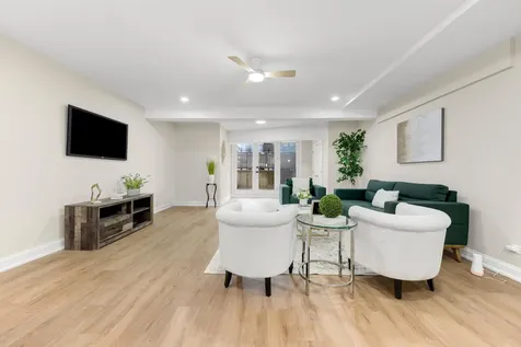 19 East 26th Street Chicago IL 60616