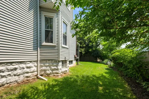 3621 Vernon Avenue Brookfield IL 60513