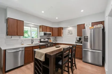 3621 Vernon Avenue Brookfield IL 60513