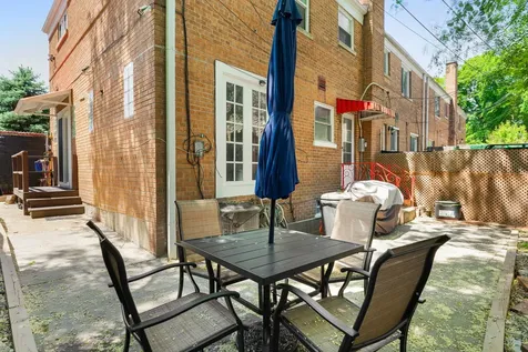 1751 West Chase Avenue Chicago IL 60626